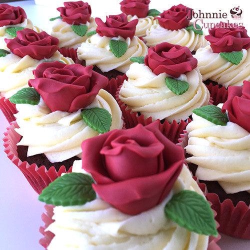 Valentines Day Cupcakes Roses - Johnnie Cupcakes