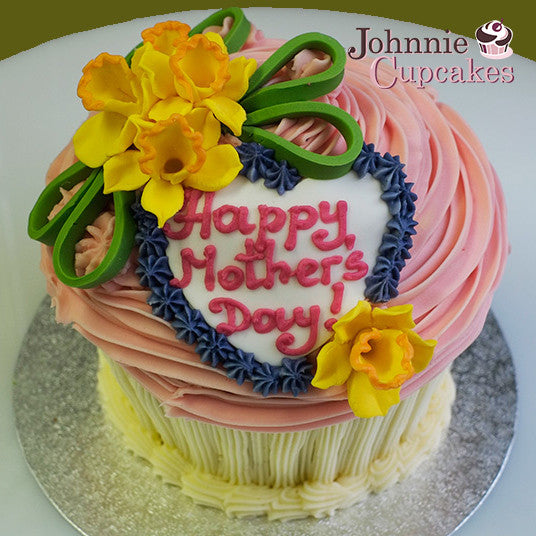 Giant Cupcake Mothers Day - Johnnie Cupcakes