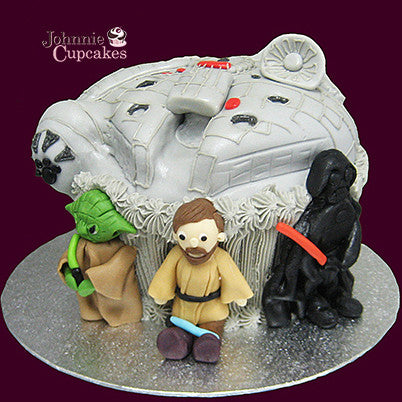 Star Wars Cake - Johnnie Cupcakes