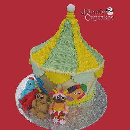 Giant Cupcake Circus - Johnnie Cupcakes