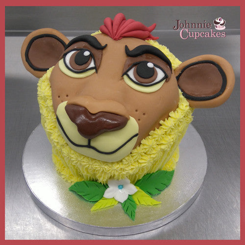 Simba - Lion King Cake - Johnnie Cupcakes