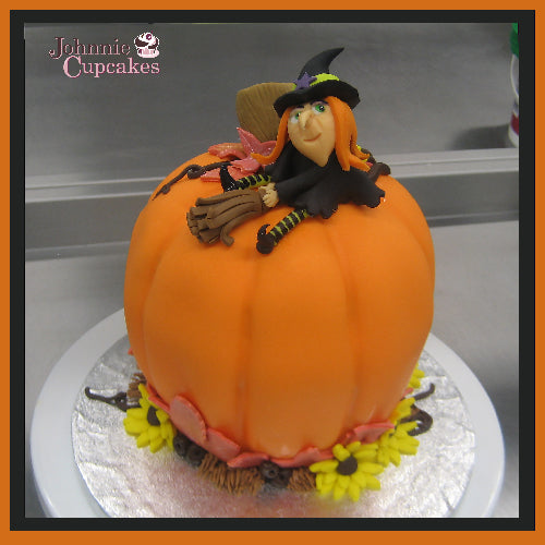 Halloween Cake - Johnnie Cupcakes