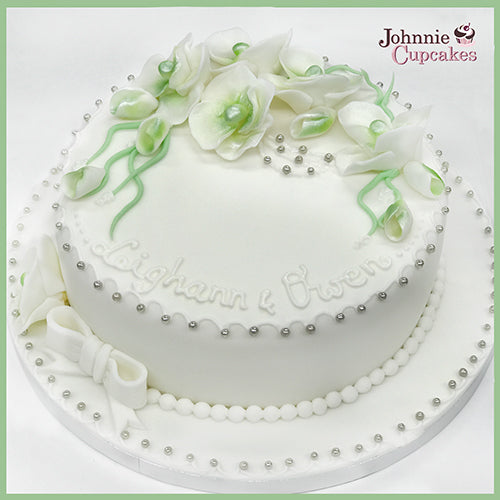 Wedding Cake - Johnnie Cupcakes