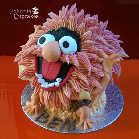 Giant Cupcake Animal - Johnnie Cupcakes